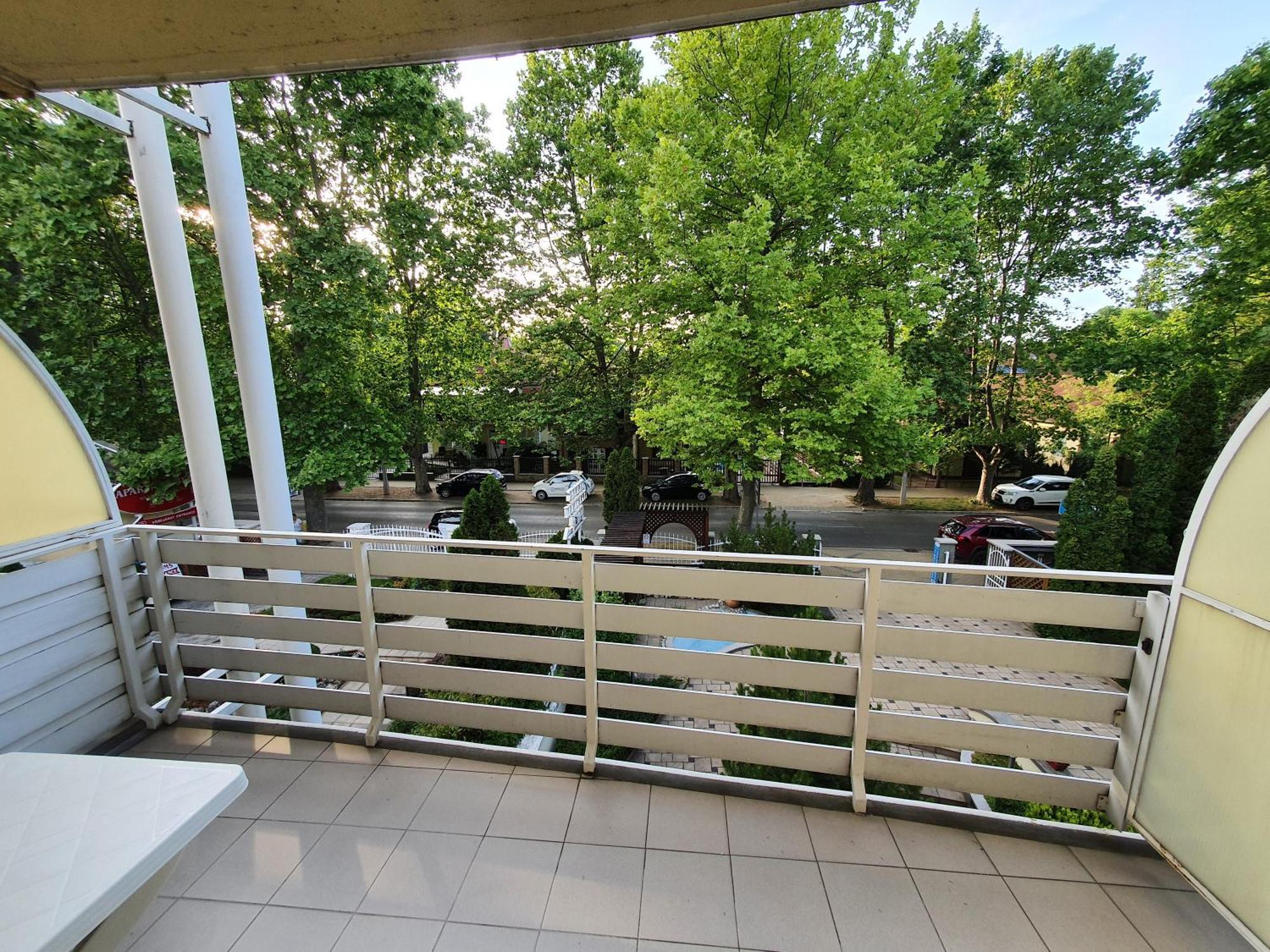 Arizona Apartman Шіофок Екстер'єр фото